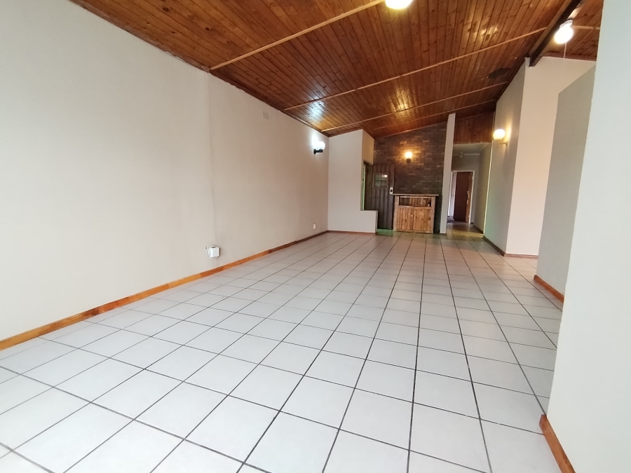 4 Bedroom Property for Sale in Protea Heights Western Cape